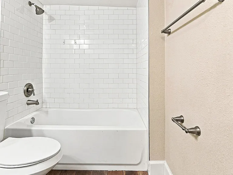 1338 Iola St — Photo 14