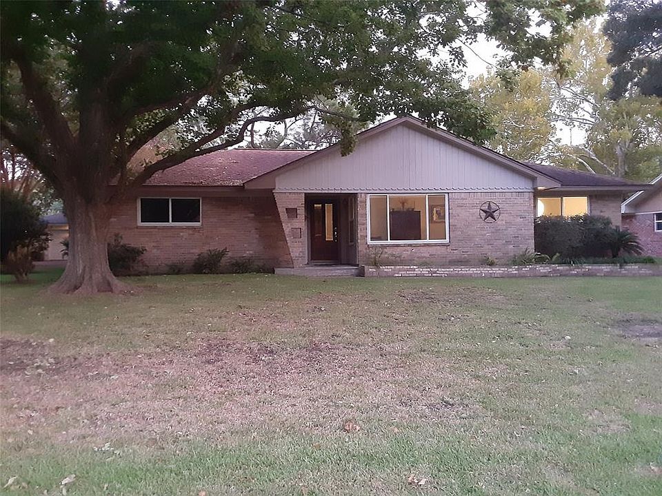 1st image of 4419 Nenana Dr