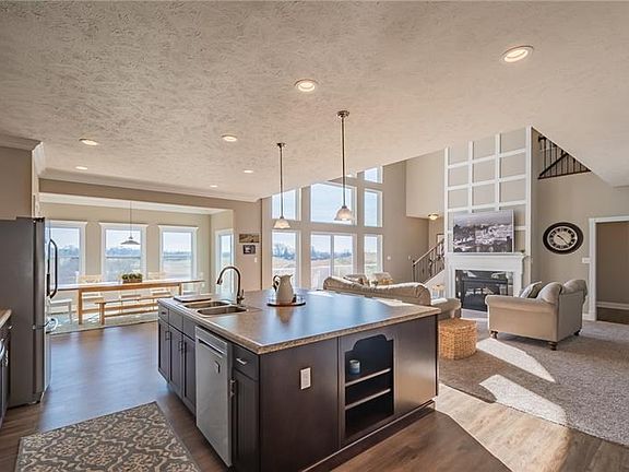 4th image of 2138 Haflinger Dr