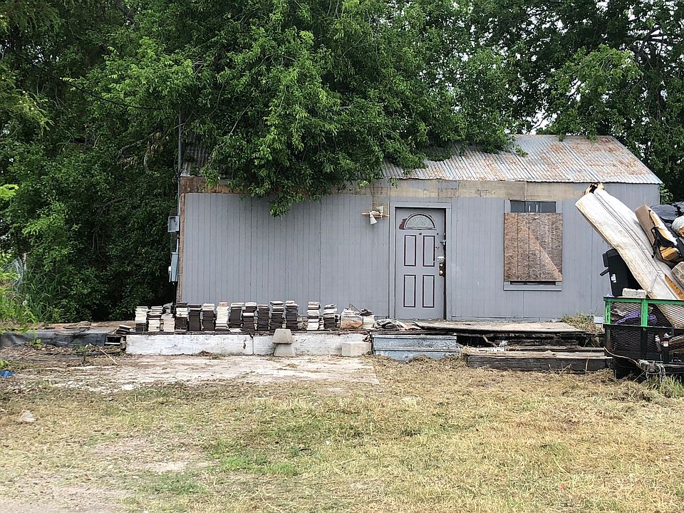 Front view of Property