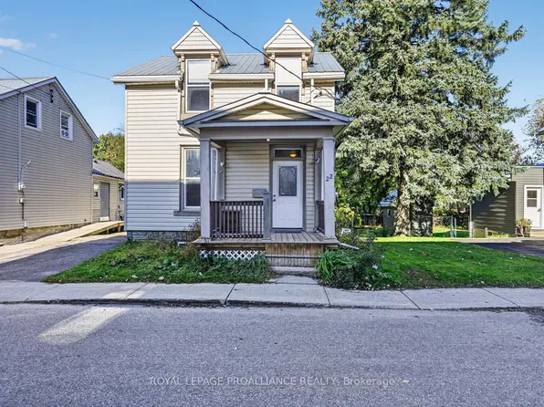 22 Abbott St, Brockville, ON K6V 4A4