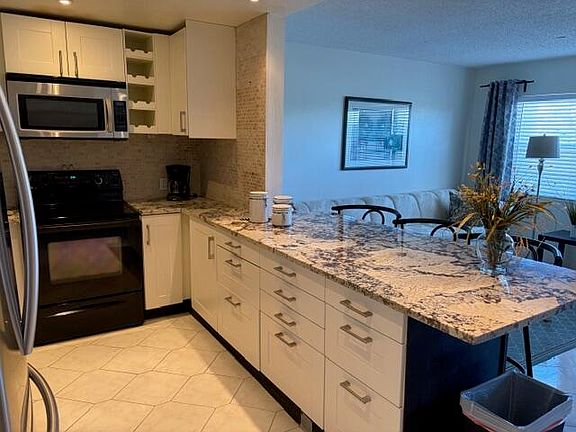 4th image of 4008 Birkshire A #4008