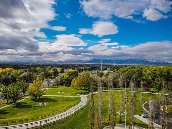2nd image of 974 W Big River Ct Unit 2