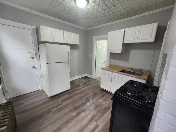 165 Pearl St #1E, Paterson, NJ 07501