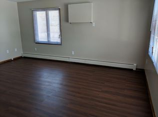 38980 10th Ave #2, North Branch, MN 55056