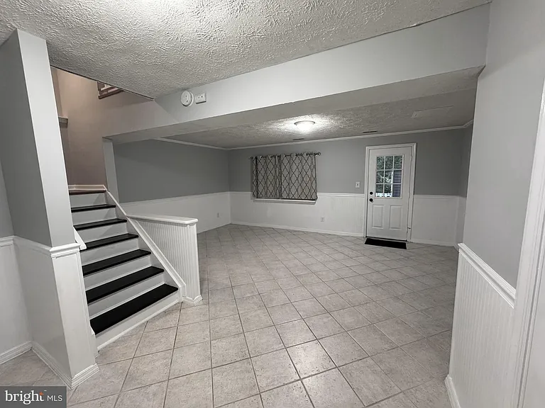 3634 Handel Ct — Photo 17