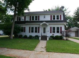 1140 Blaine Ave, Janesville, WI 53545