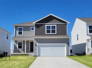 2407 Chan Dr, Adel, IA 50003