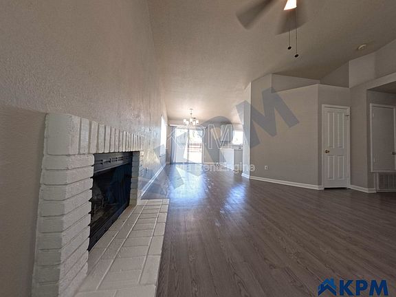 4th image of 663 Stoneridge Ct