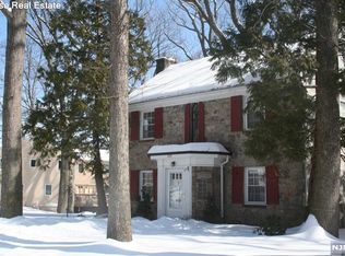 1133 Magnolia Rd, Teaneck, NJ 07666