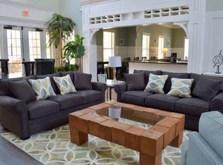 2801 Chancellorsville Dr APT 422, Tallahassee, FL 32312