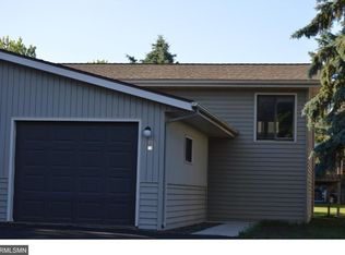 731 W 4th St, New Richmond, WI 54017