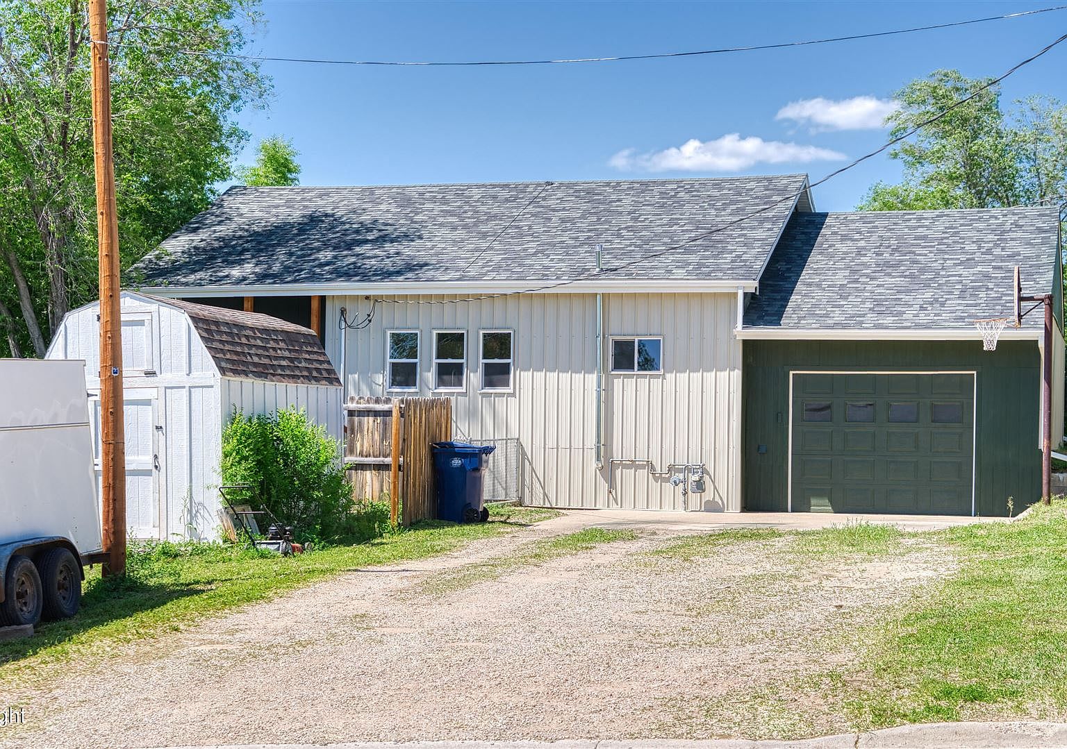 405 N Yellowstone Ave, Moorcroft, WY 82721 Zillow