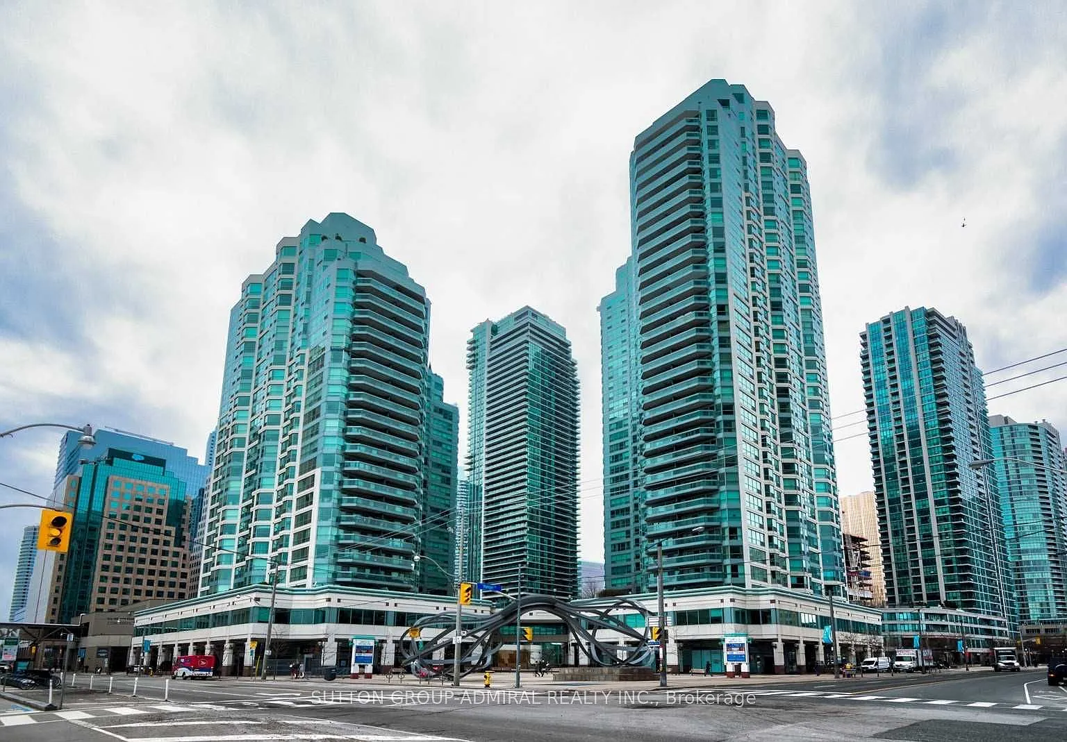1 bed, $2,400 — Photo 1