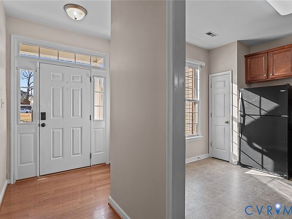 3rd image of 7740 Marshall Arch Dr