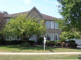 505 Parkchester Rd, Buffalo Grove, IL 60089