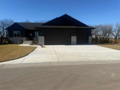 107 S Wellcrest St, Goddard, KS, 67052