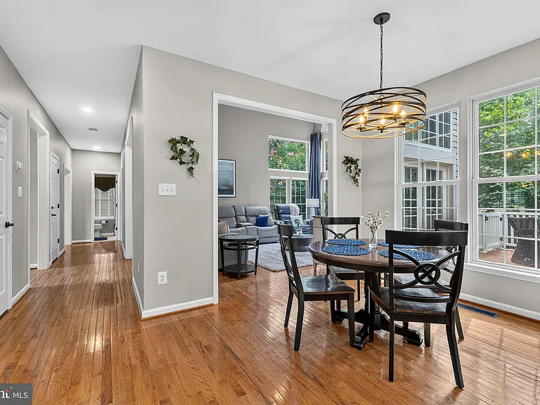 8147 Cancun Ct — Photo 16