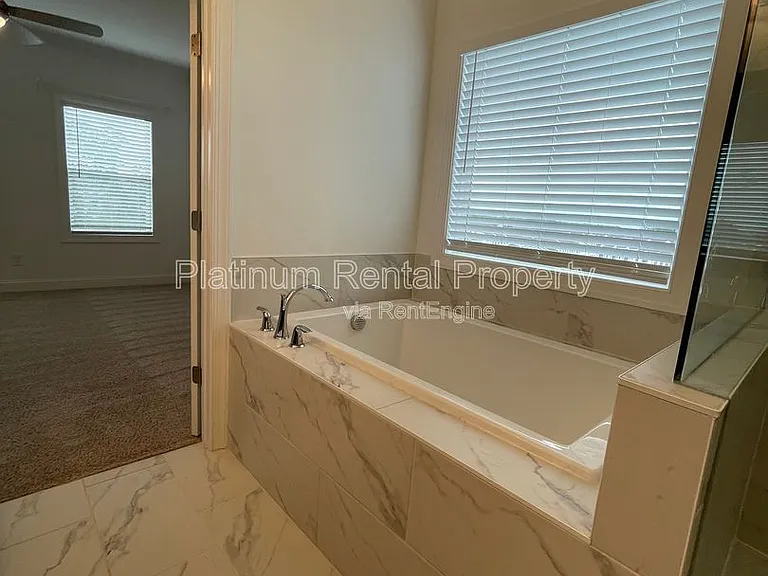 5221 Riden Ct — Photo 24