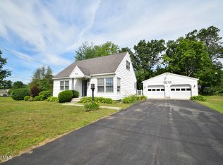 7 William Street, Moreau, NY 12803