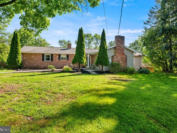 5 Acoma Ln, Collegeville, PA 19426