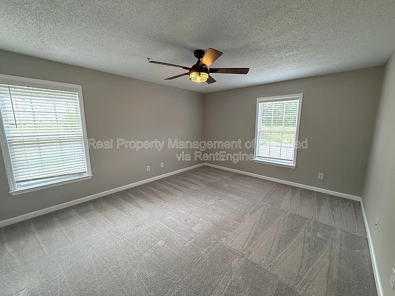 521 Mill Pond Dr — Photo 8