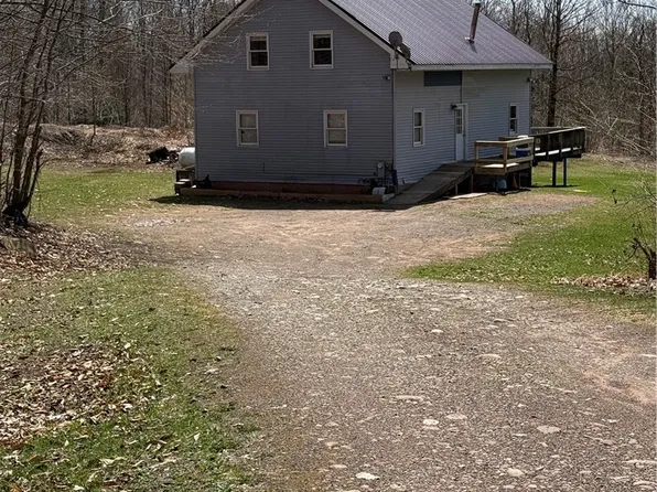 47 N Hillsborough Rd, Camden, NY 13316