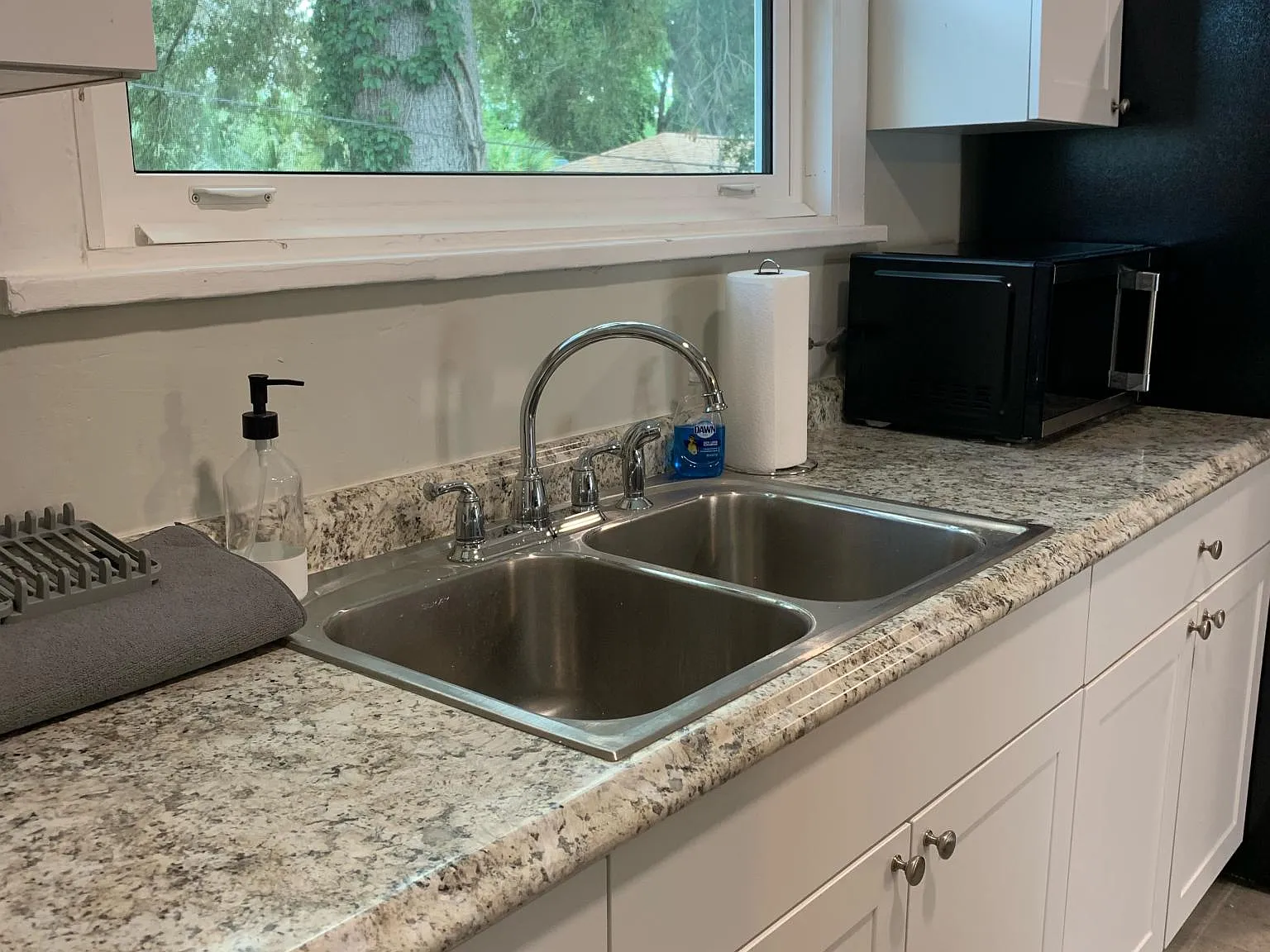 2 bed, 600 sqft, $2,250 — Photo 4