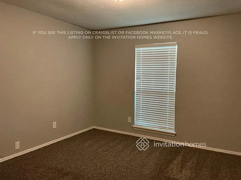 421 Kingsbridge Dr — Photo 16