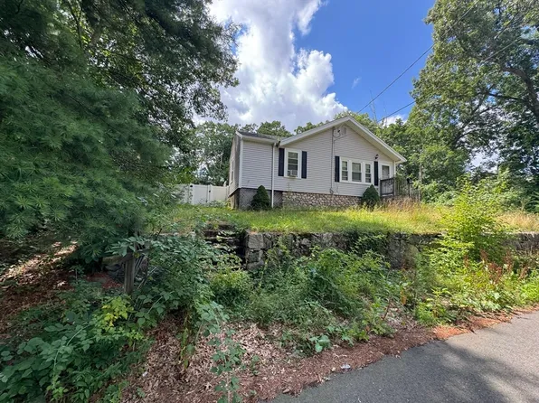 67 Short St, Brockton, MA 02302