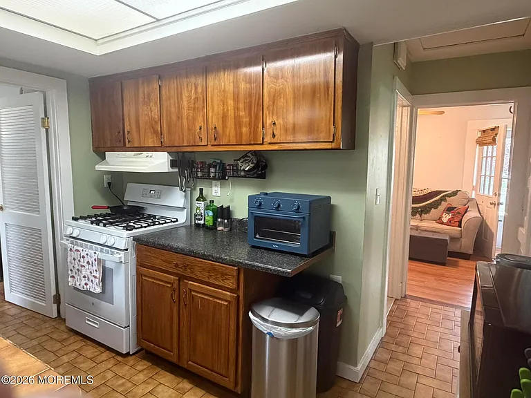 53 Steiner Ave #FRONT — Photo 9