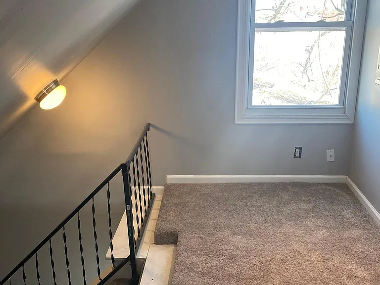 2113 Bunts Rd #UP — Photo 14