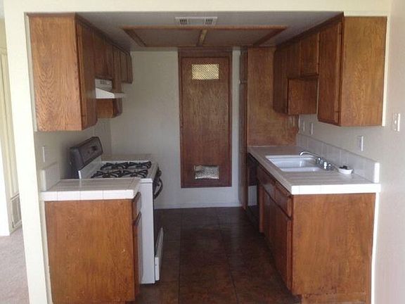 4th image of 66819 5th St