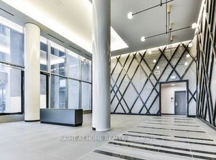 52 Forest Manor Rd #318, Toronto, ON M2J 0E2