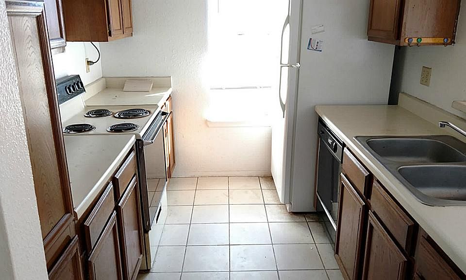 1st image of 10555 Turtlewood Ct Unit 2908