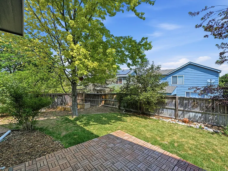 837 Riddlewood Ln — Photo 39