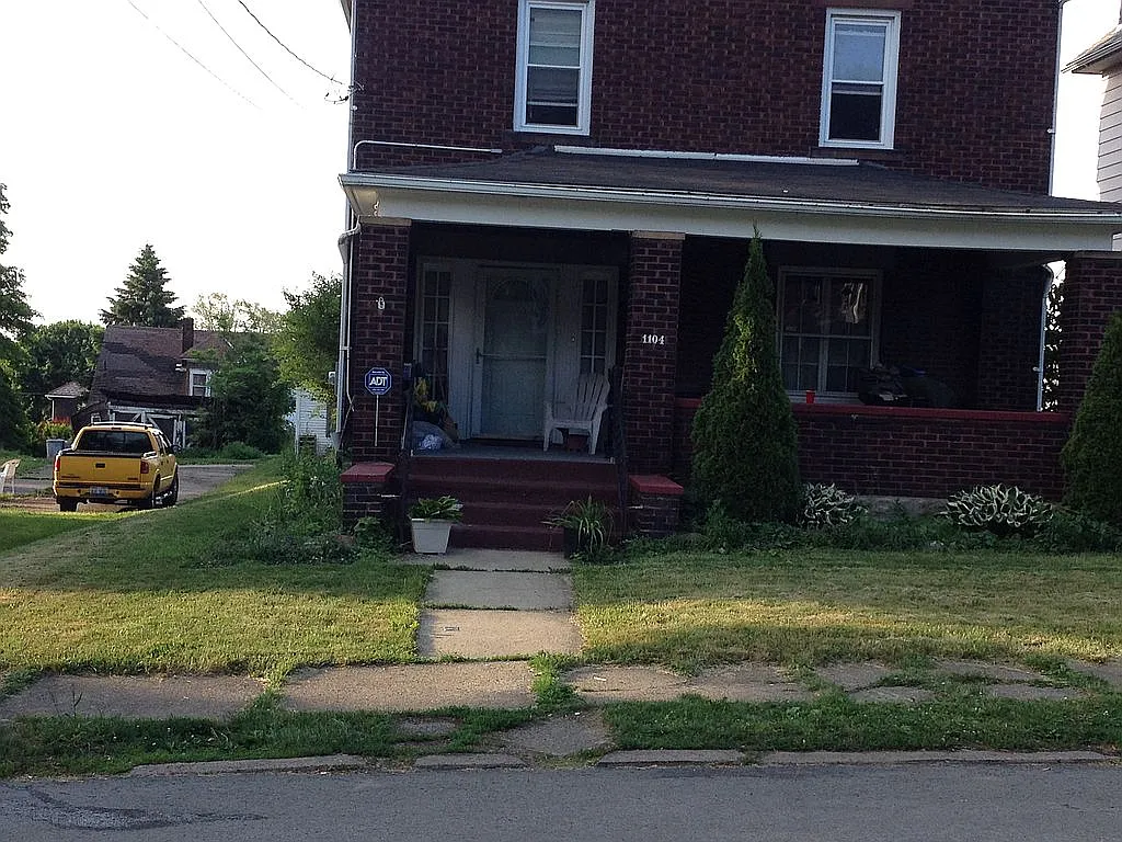 1104 Negley St photo 1