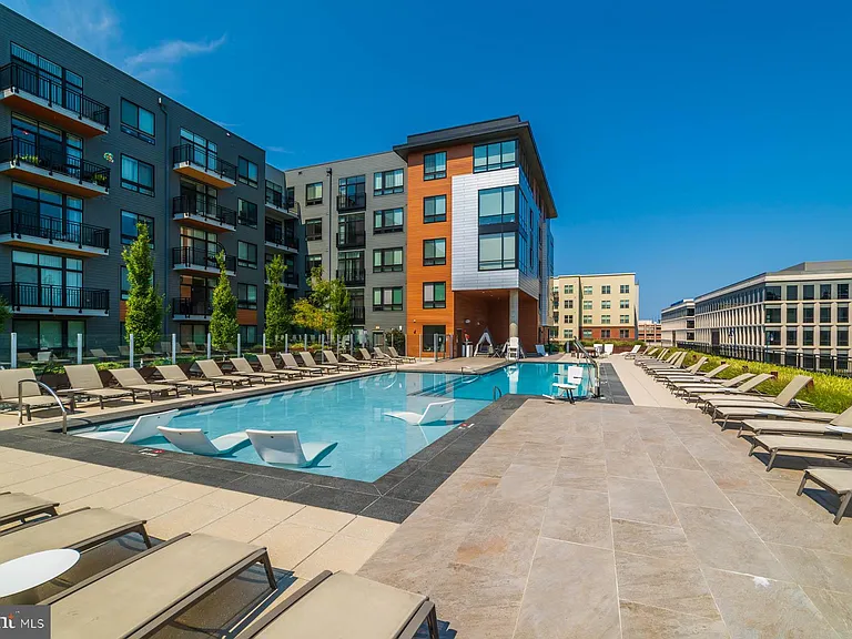 145 Riverhaven Dr #550 — Photo 44