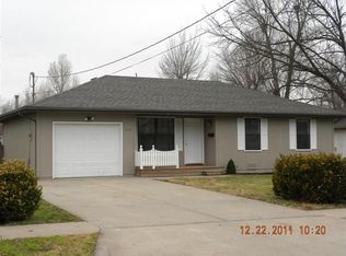 1225 N West Ave, Springfield, MO 65802