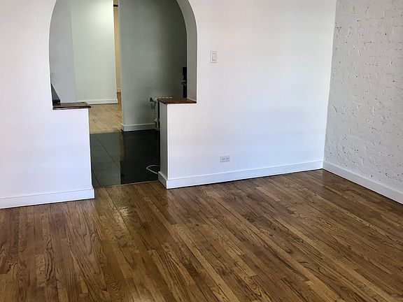 5th image of 232 E 77th St APT 20