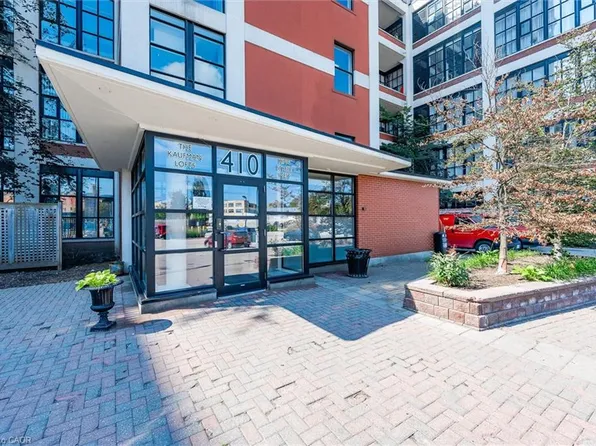 410 King St W #218, Kitchener, ON N2G 1C3