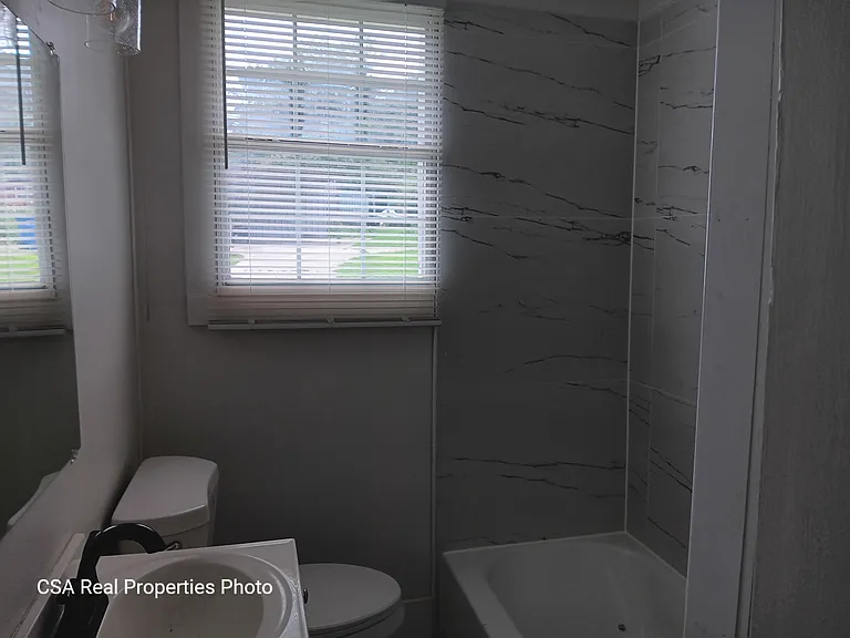 3235 West St NW — Photo 8