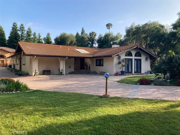 23254 Hatteras St, Woodland Hills, CA 91367