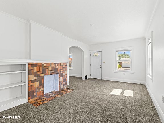 5th image of 4755 301st St