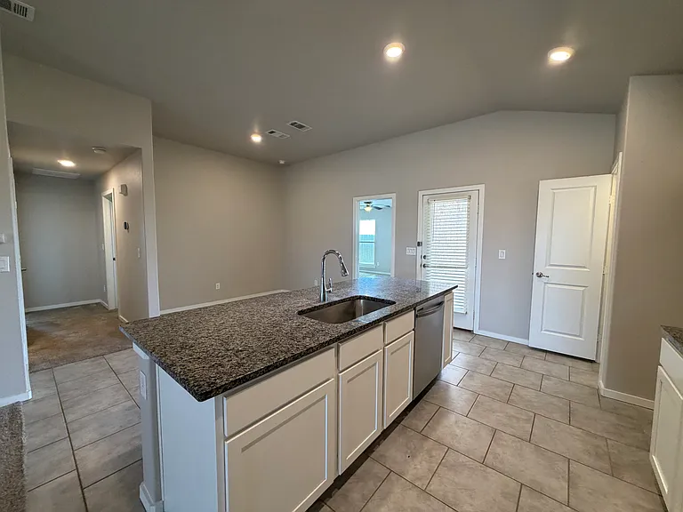 10424 Xenia Ave — Photo 19