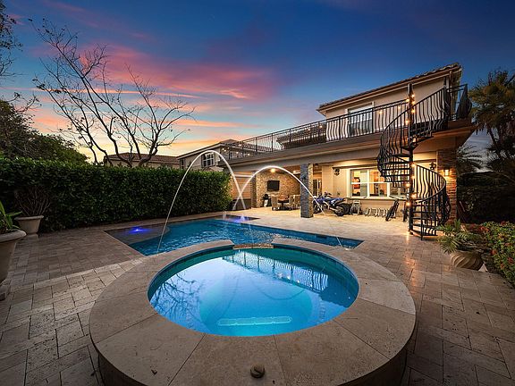 2nd image of 11565 Mantova Bay Circle