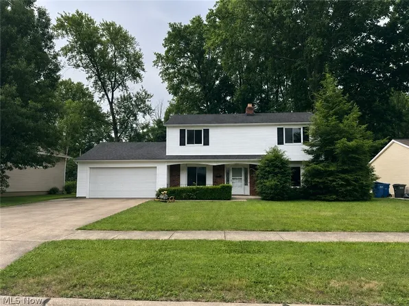 26941 Adele Ln, Olmsted Township, OH 44138