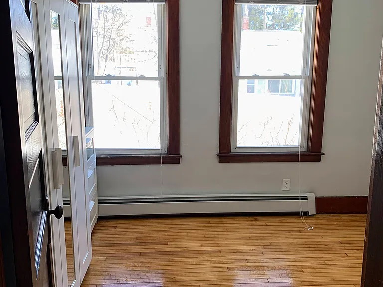 25 Glendale St #A — Photo 18