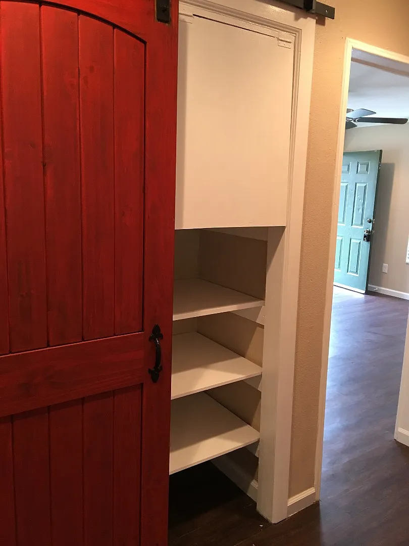 Charming 1-Bed Near Downtown Rockwall | 1,000 Sq Ft, In-Unit Laundry, Patio & Parking — Photo 3