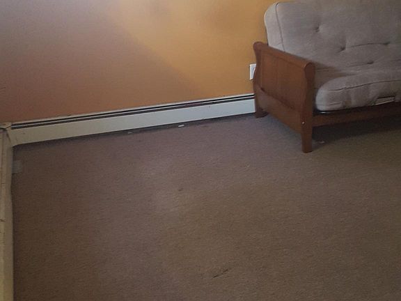 3rd image of 707 Wren Ct